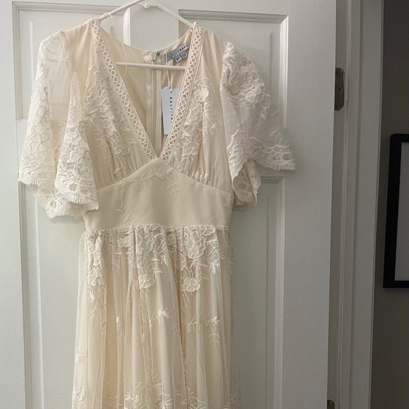 Baltic Born Clarisa Lace Midi Dress | Vintage Cream Size XS - brand new! - Picture 6 of 7